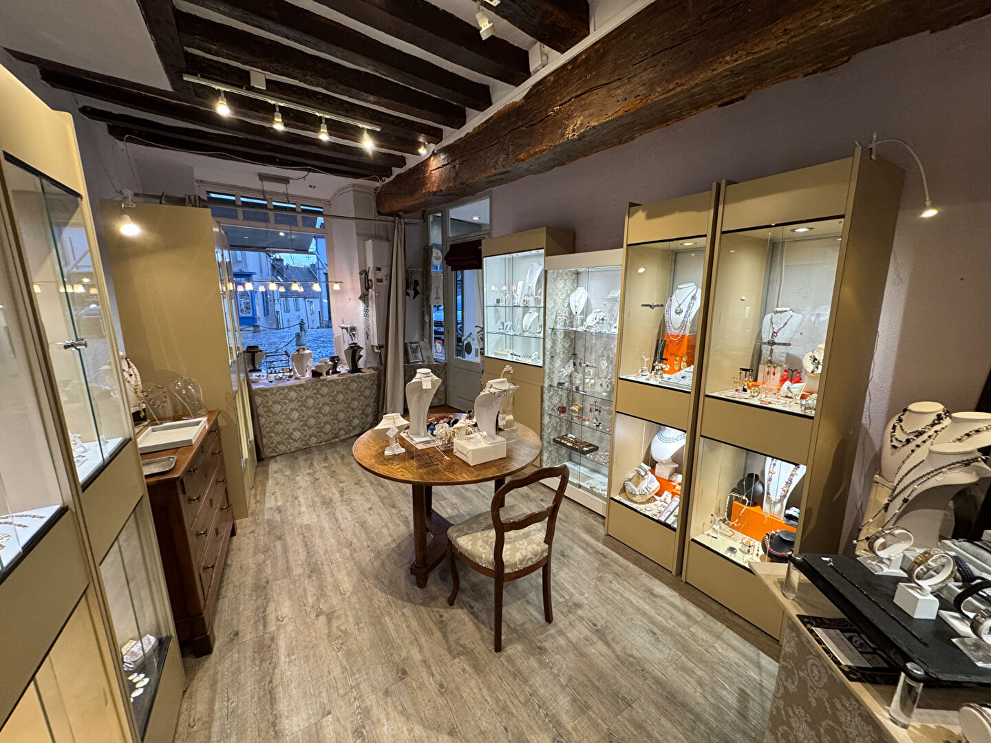 Agence immobilière de Montfort L'Amaury Immobilier - Montfort L'Amaury Immobilier