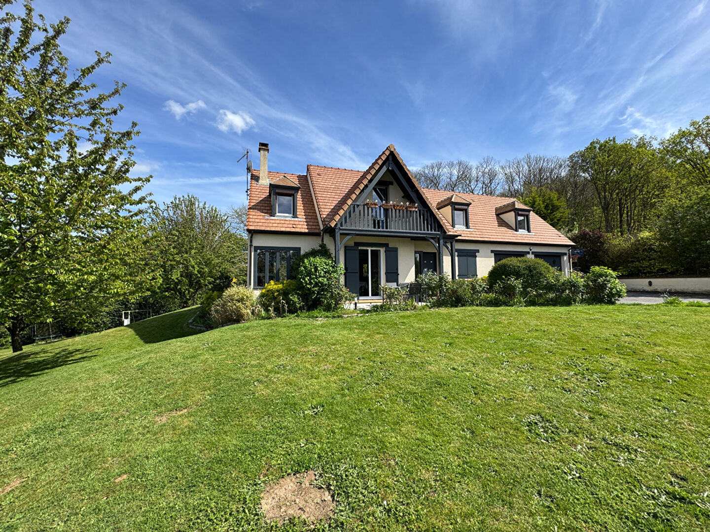 Agence immobilière de Montfort L'Amaury Immobilier - Montfort L'Amaury Immobilier