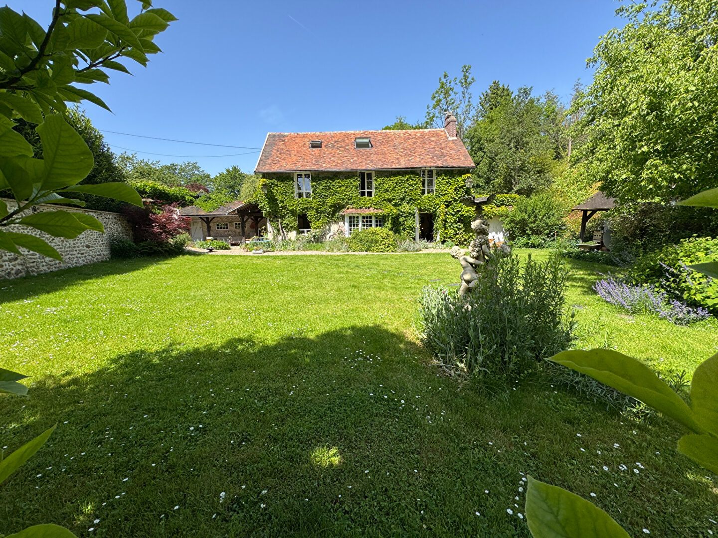Agence immobilière de Montfort L'Amaury Immobilier - Montfort L'Amaury Immobilier