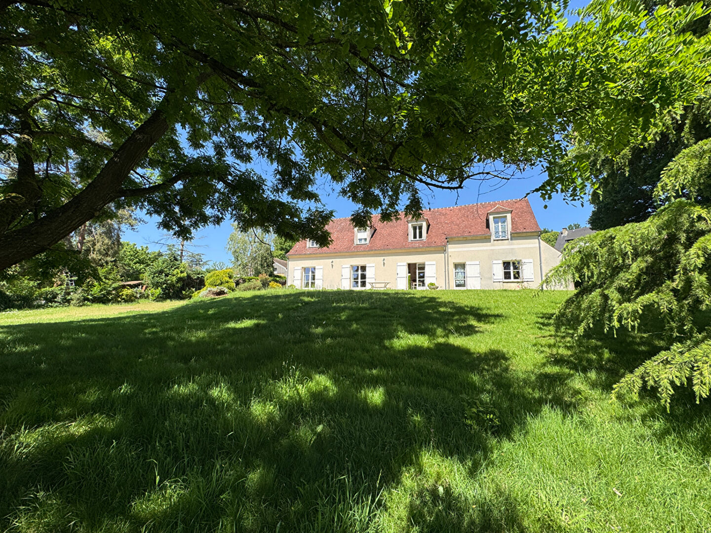 Agence immobilière de Montfort L'Amaury Immobilier - Montfort L'Amaury Immobilier
