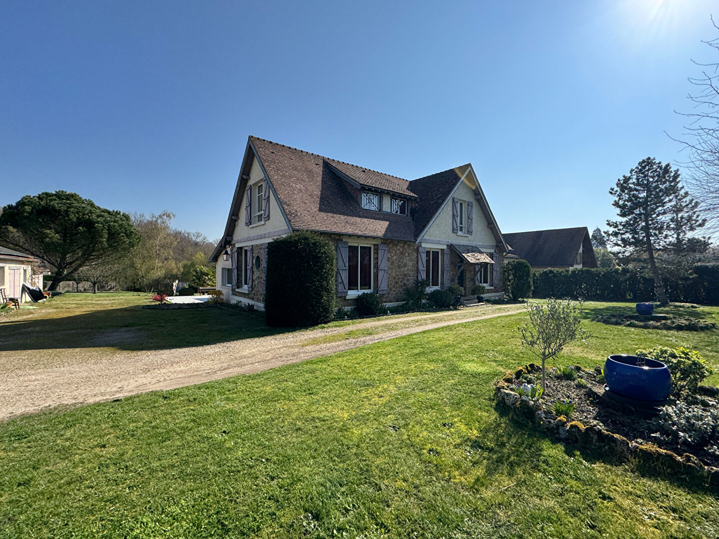 Agence immobilière de Montfort L'Amaury Immobilier - Montfort L'Amaury Immobilier