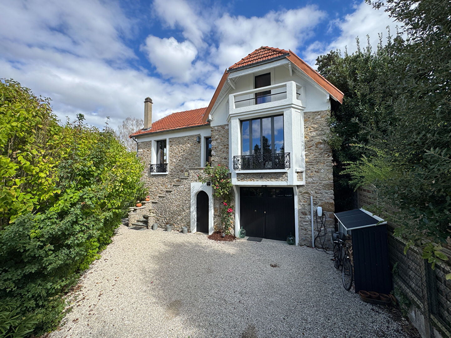 Agence immobilière de Montfort L'Amaury Immobilier - Montfort L'Amaury Immobilier