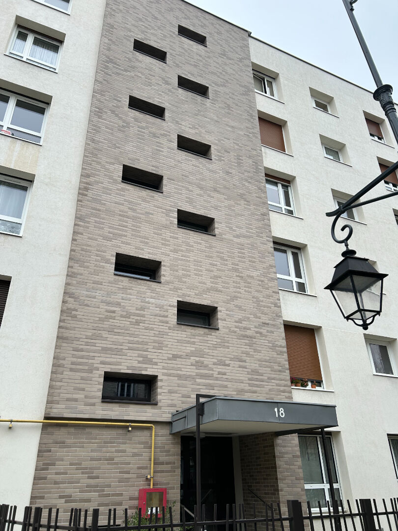 Photo Studio COLOMBES - studio 19,54 m2 image 1/6