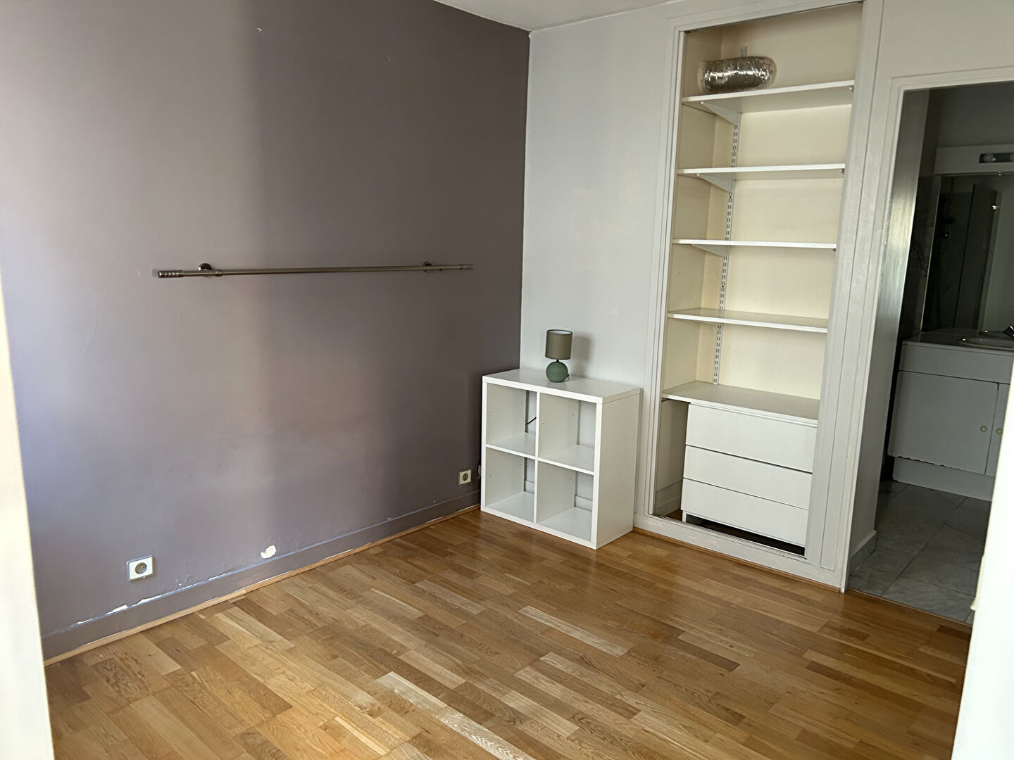 Photo Appartement Courbevoie 2 pièce(s) 33.72 m2 image 4/6