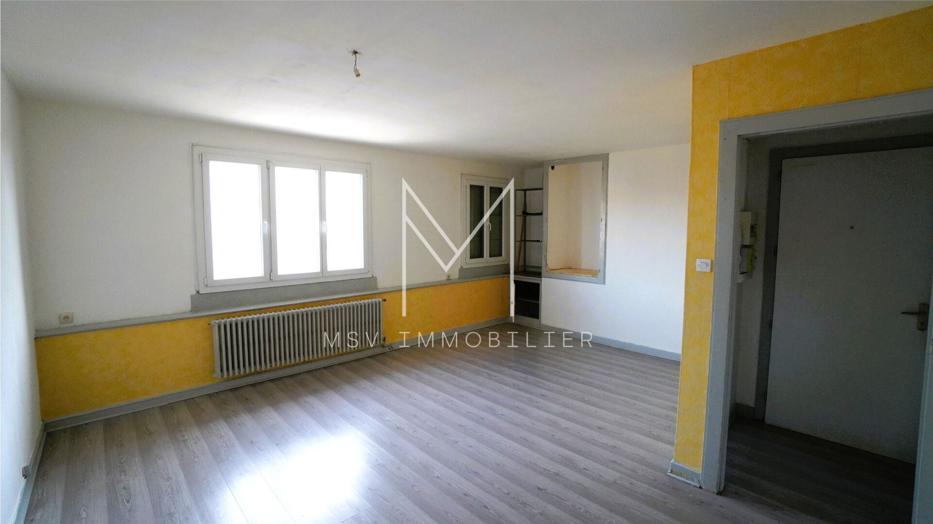 Photo Immeuble de 5 appartements, 310m2 image 2/6