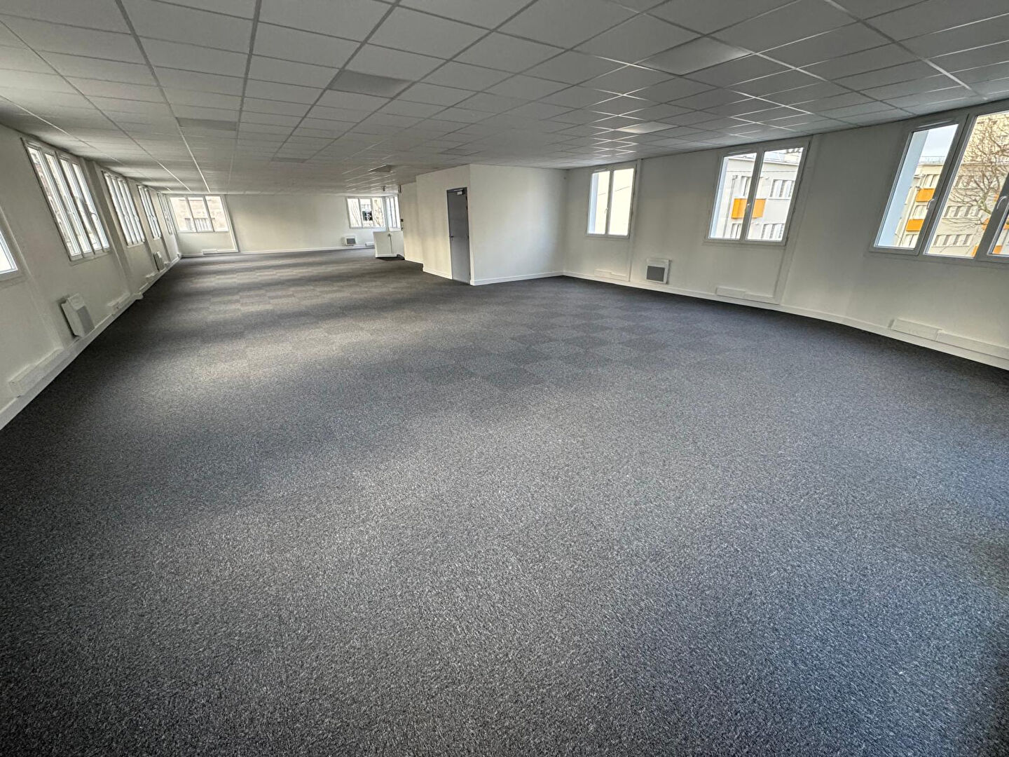 Photo Bureau / Open Space - Centre-ville Gare - Noisy le Sec image 3/6