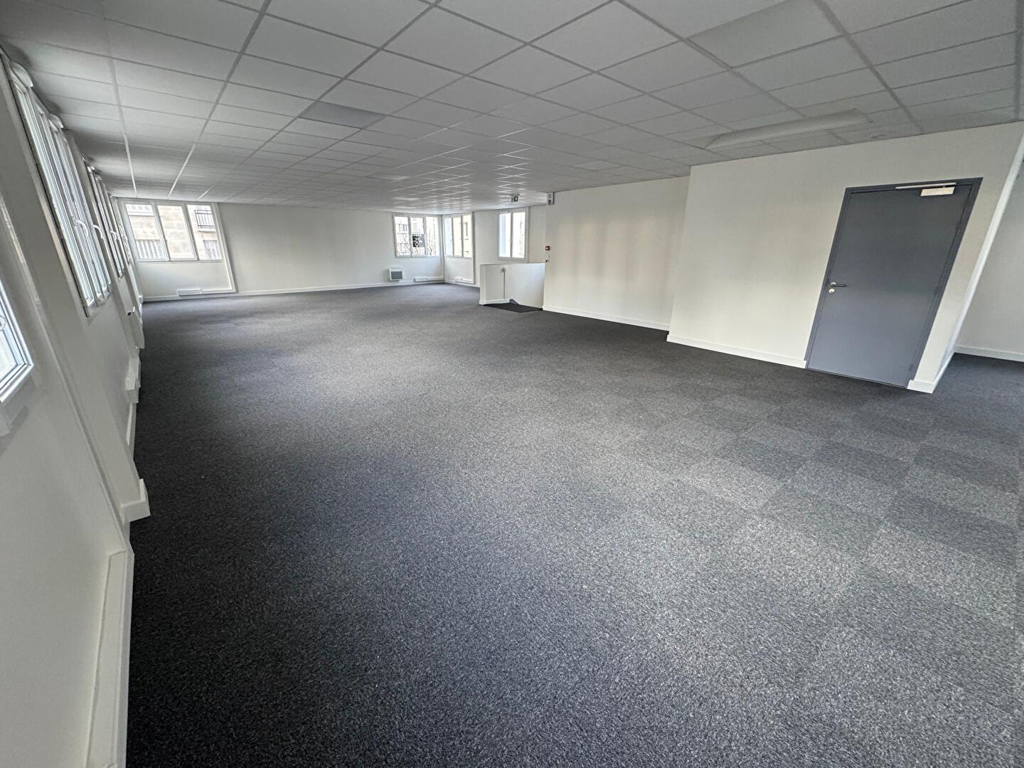 Photo Bureau / Open Space - Centre-ville Gare - Noisy le Sec image 5/6