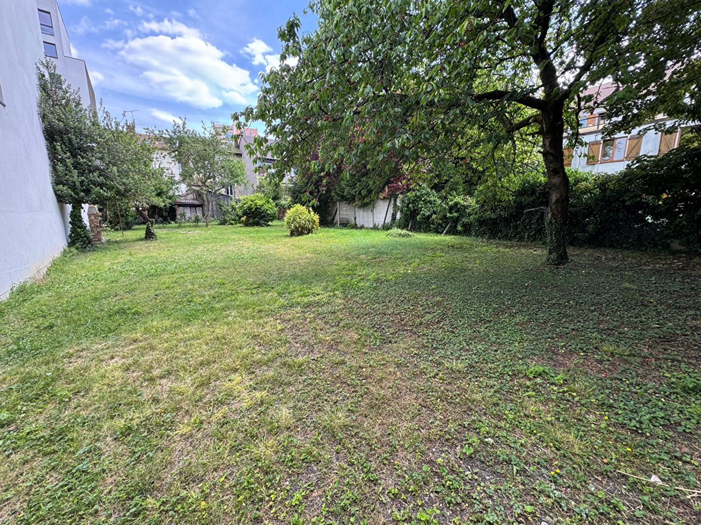 Photo Noisy-le-Sec - Maison - Terrain 850m² - (Parking possible) image 2/6