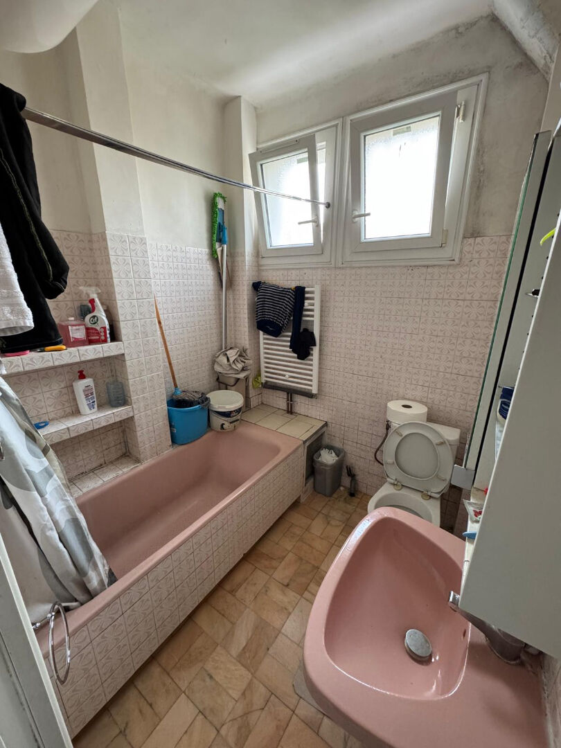 Photo Appartement 3 pièces à Noisy-le-Sec - Référence 5234 - Parking image 4/6