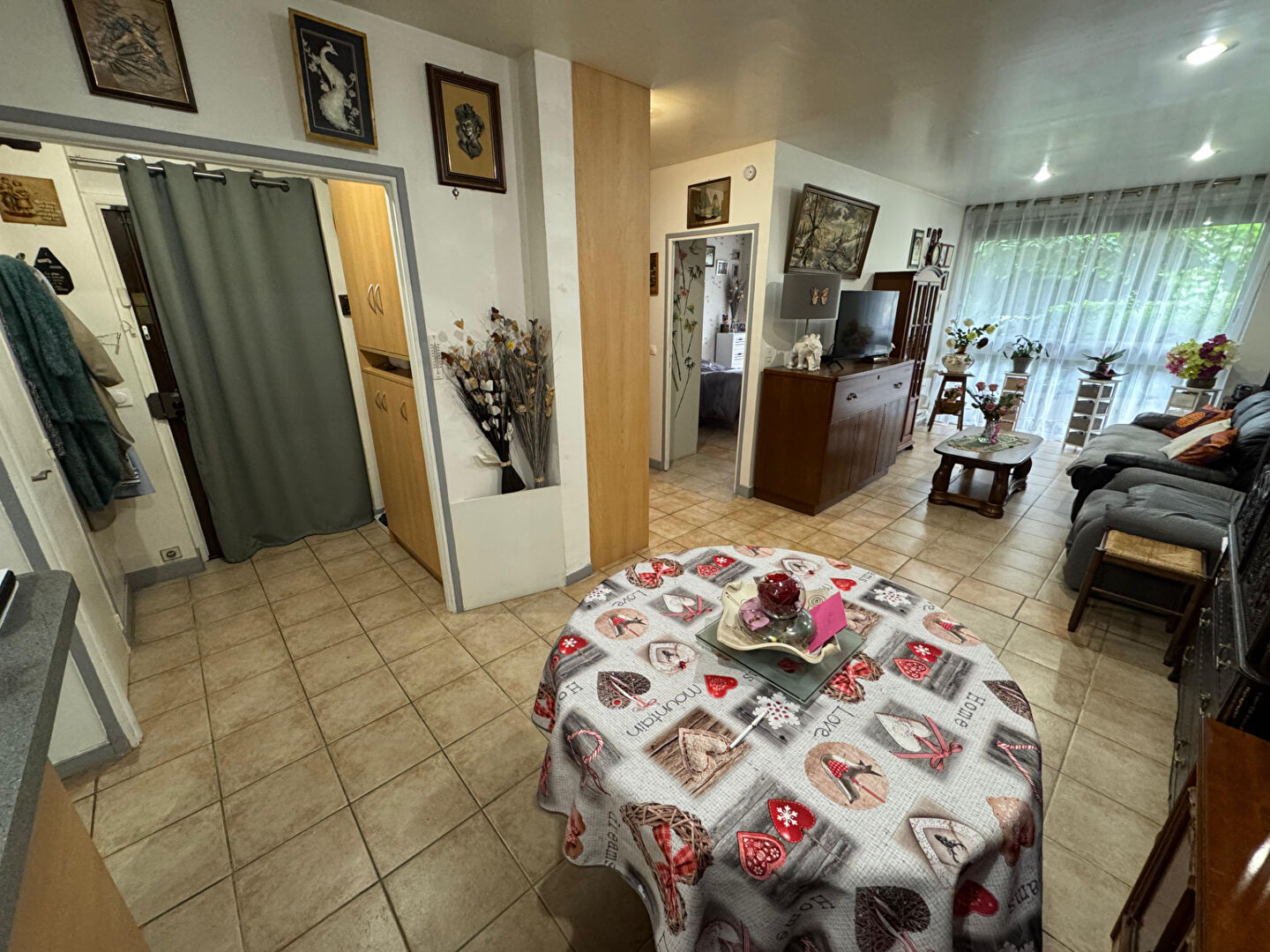 Photo Bondy - Appartement 2 chambres (double affectation) + Cave + Parking image 1/6