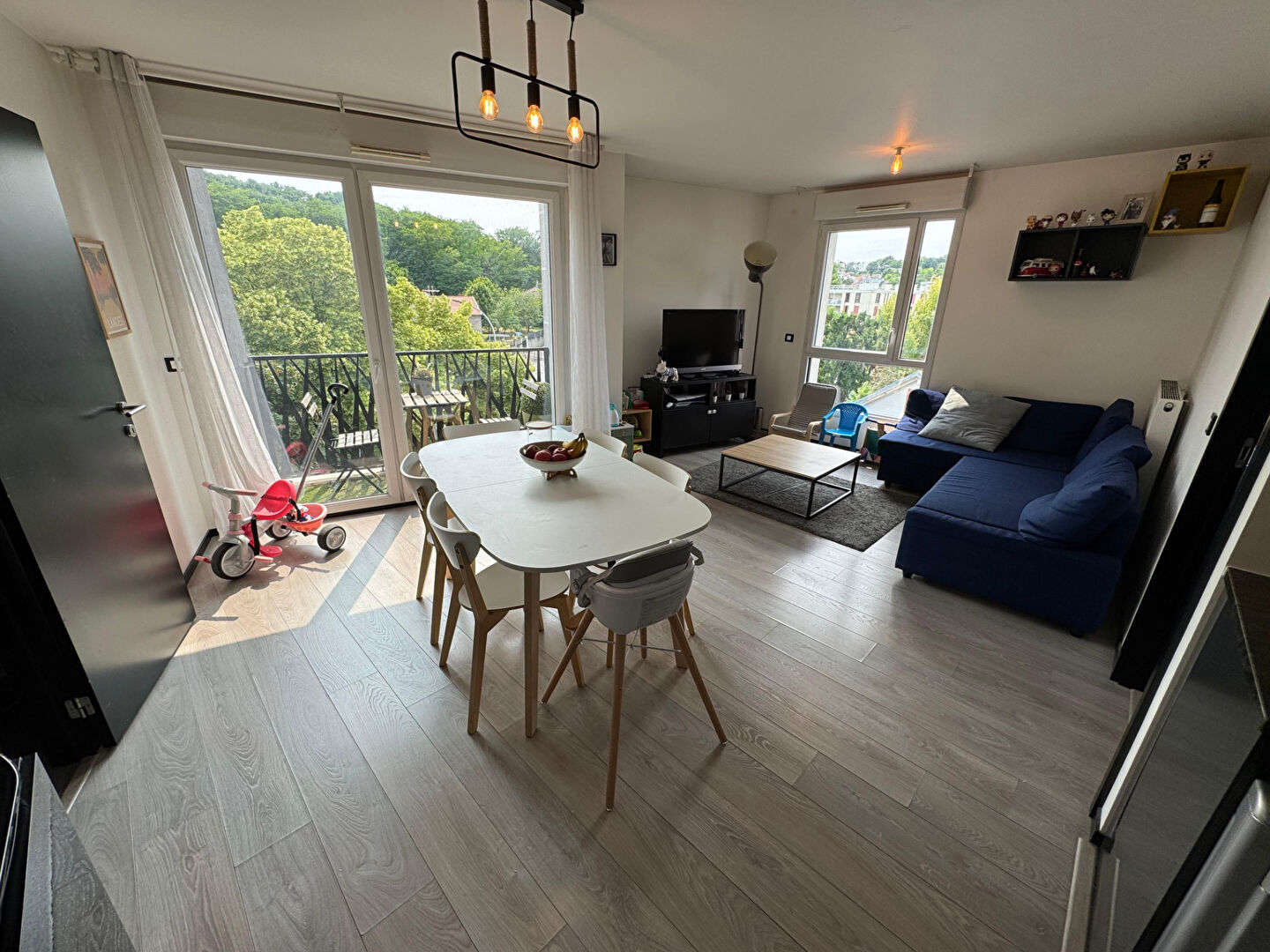 Photo Noisy le sec - 3 Pièces - Dernier étage - Balcon - Parking image 2/6