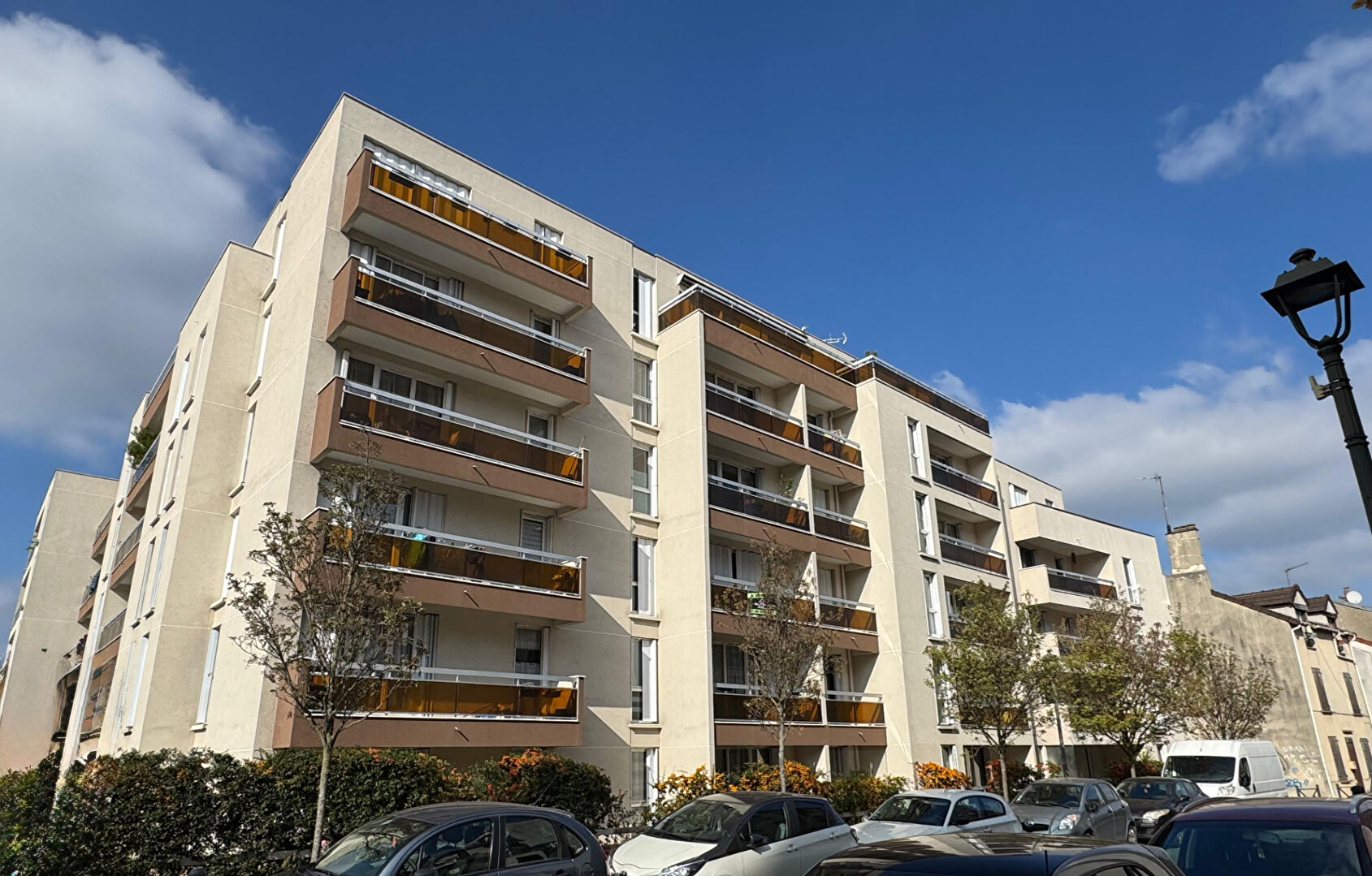 Noisy-le-Sec - Merlan - 4 pièces - 3 chambres - 2 balcons + Box