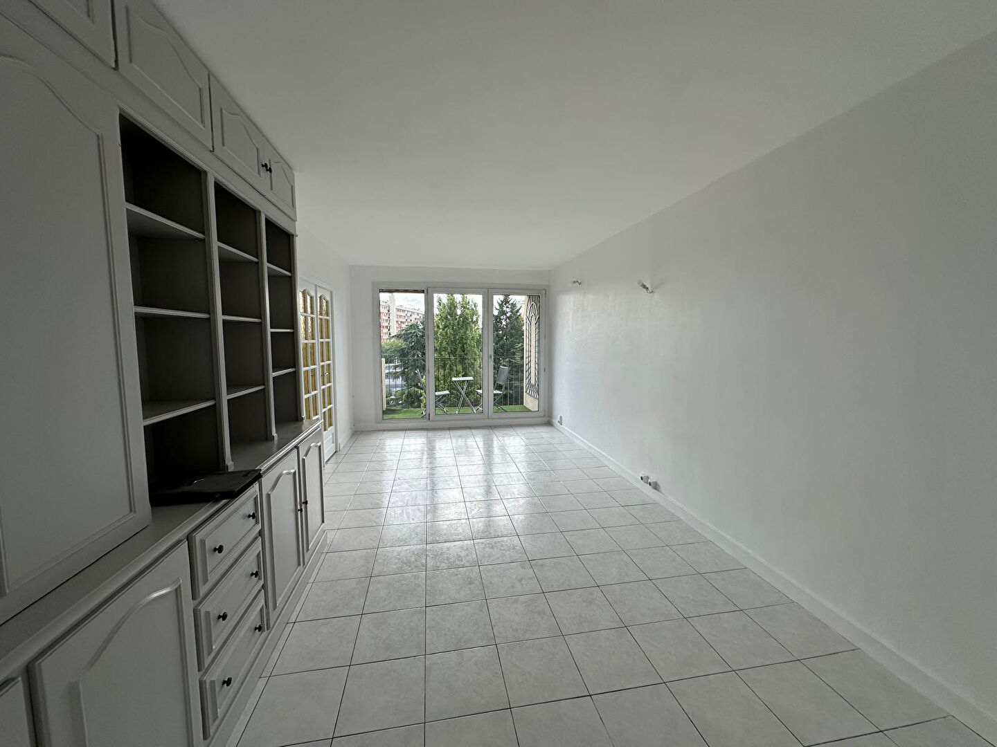 Photo Appartement 4 pièces à louer à Romainville - Secteur Hôpital André Grégoire image 4/6