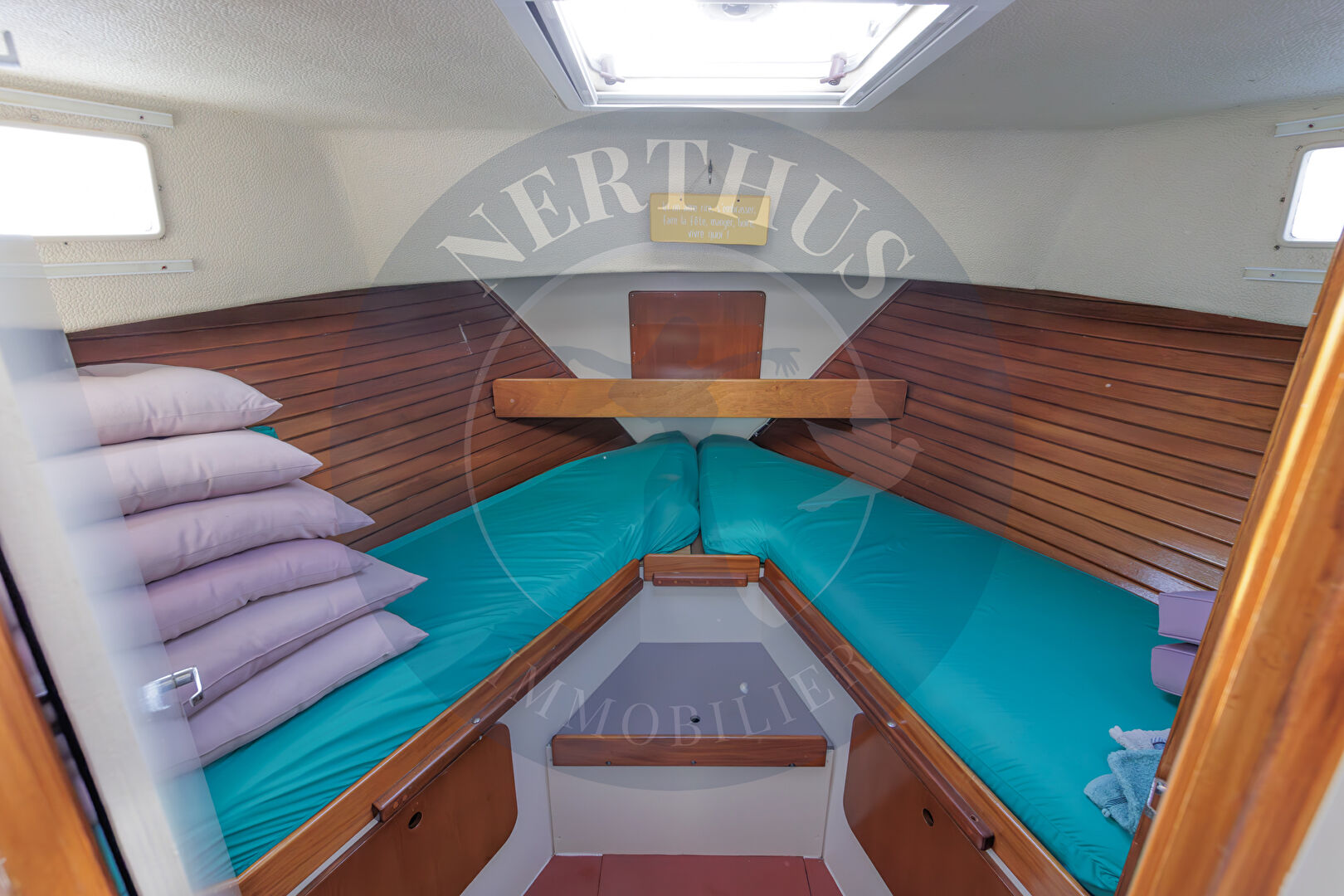 Photo logement atypique sur l'eau avec 2 chambres image 4/6