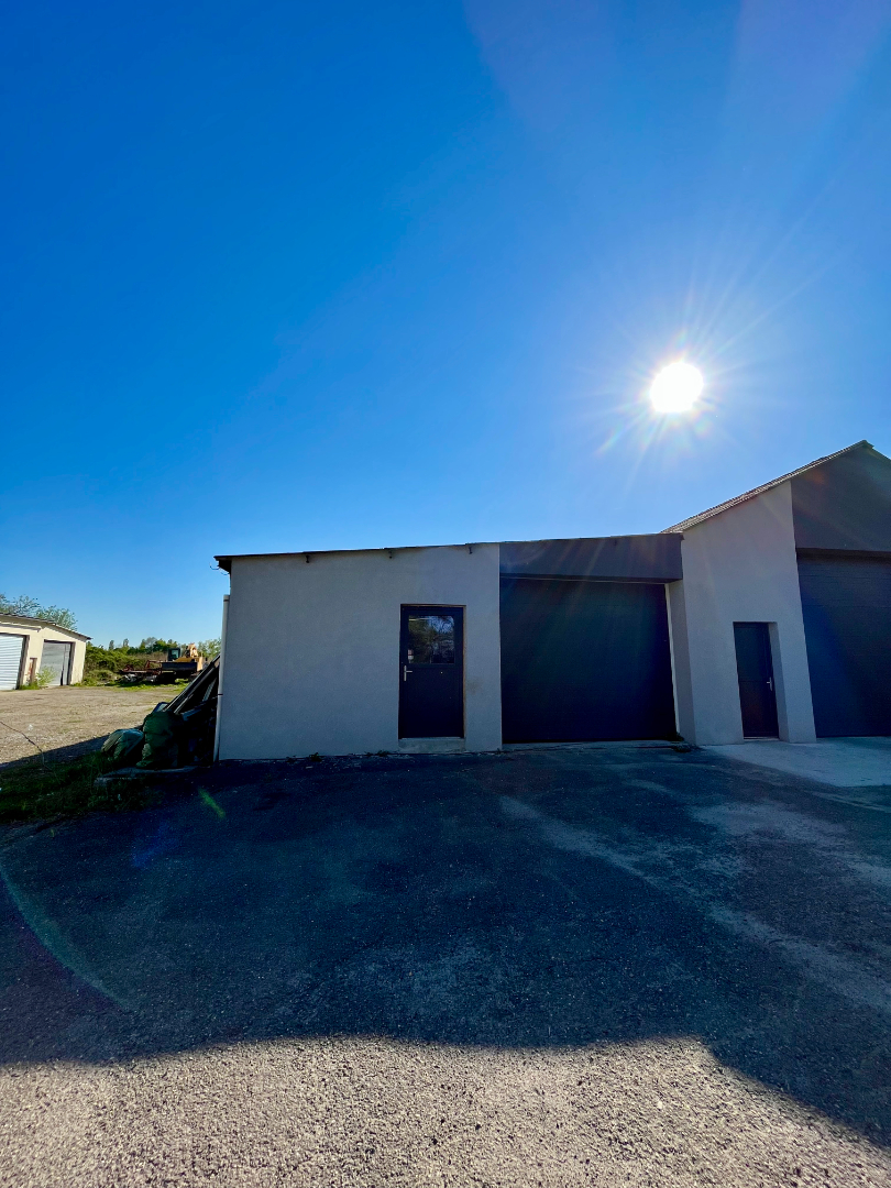 Photo Dépôt Keskastel 184 m2 image 2/3