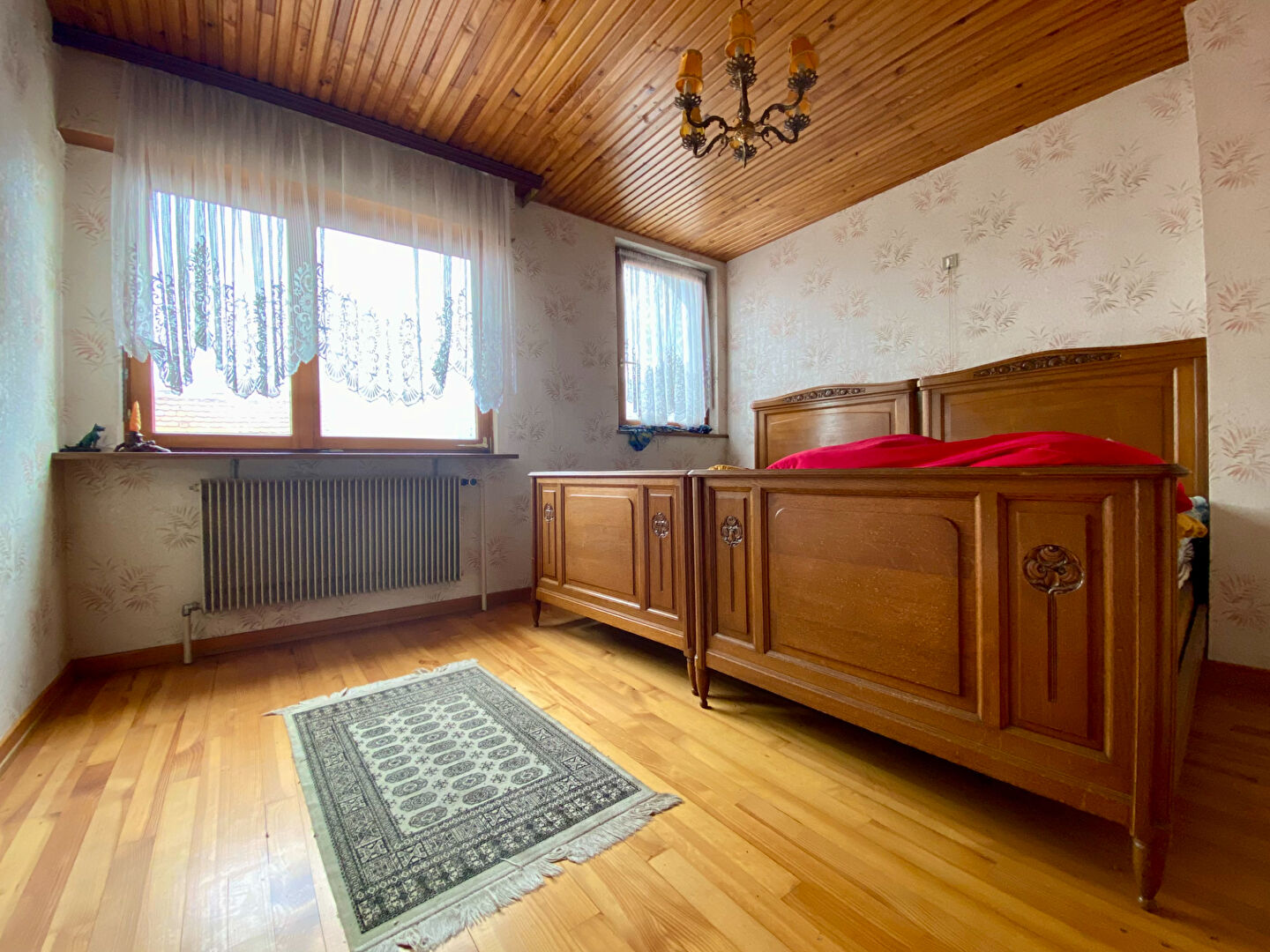 Photo Immeuble avec bar 340m2 à Butten image 5/6