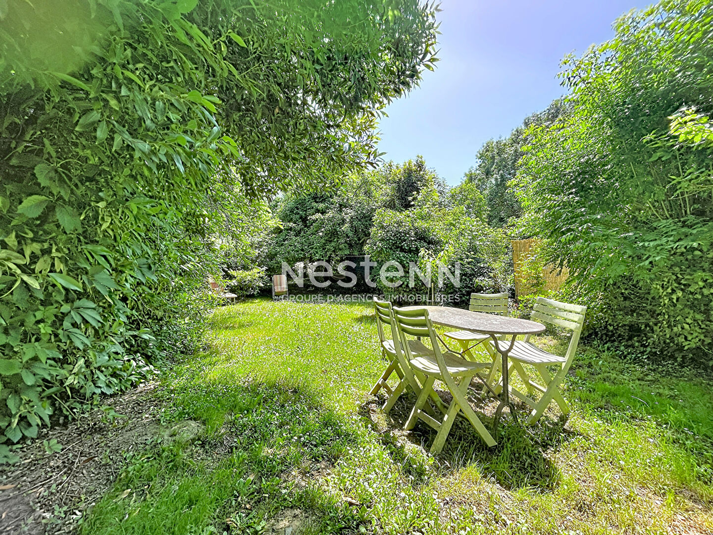 Maison 2 pièces avec grand jardin à vendre à Saint Jean de la Croix