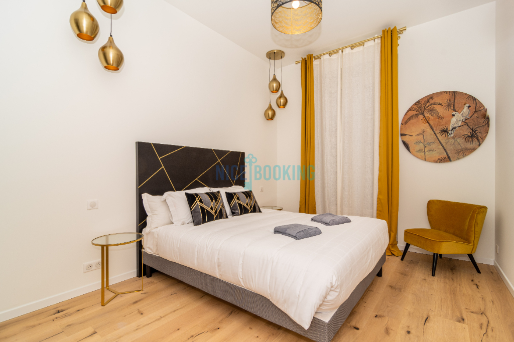 Photo Carré d'Or - Appartement divisé en 2 appartements - 100m Promenade des Anglais image 5/6