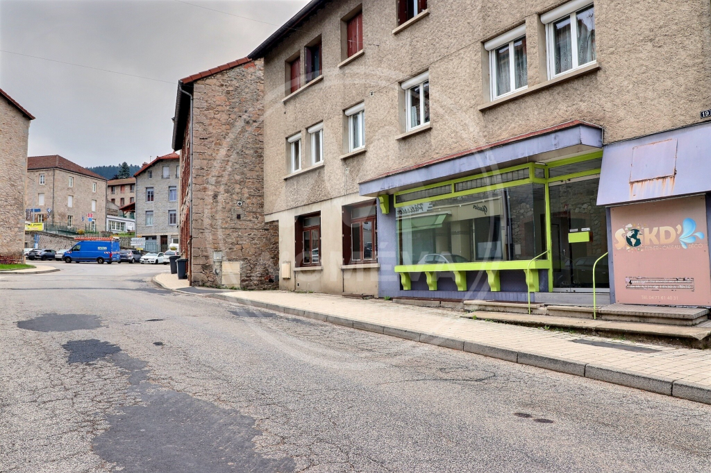 Photo Local commercial - Dunières 85 m2 image 3/6