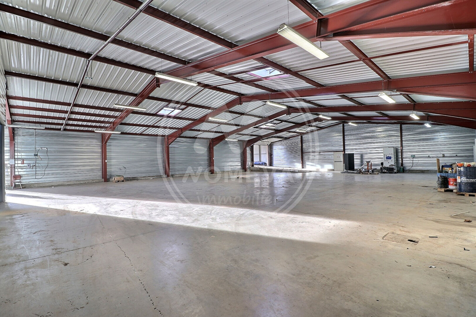 Local professionnel Dunières 400 m²