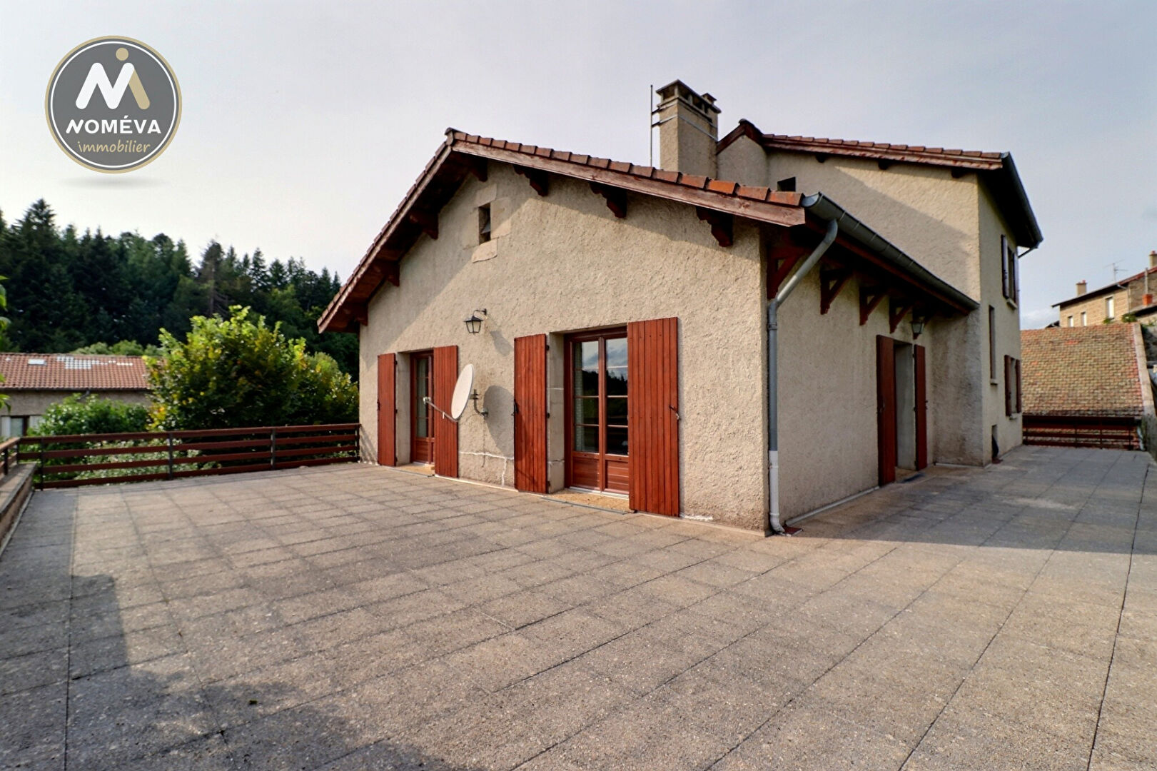 Photo Maison Montfaucon En Velay 9 pièce(s) 188 m² image 2/6