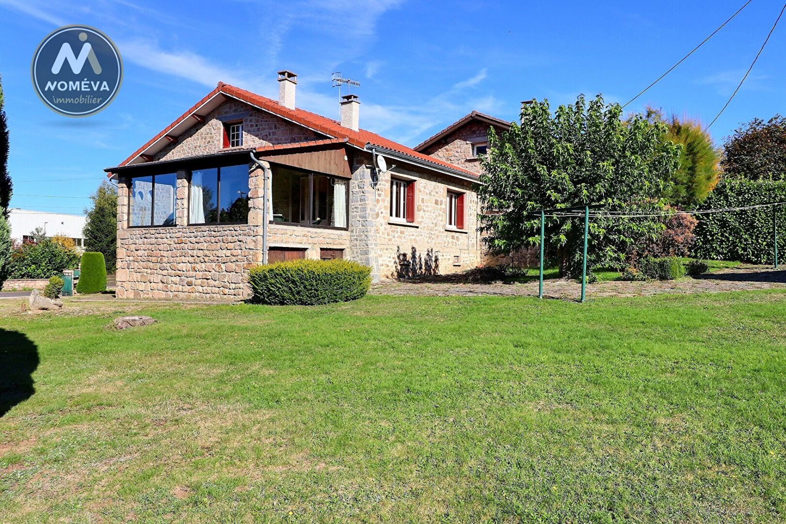 Maison Montfaucon-en-Velay 10 pièce(s) 235 m2