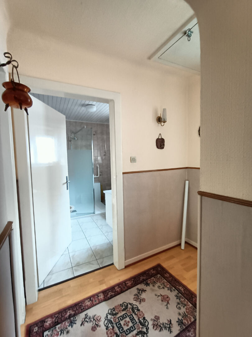 Photo Maison semi mitoyenne 5 pièces 111 m² image 2/6