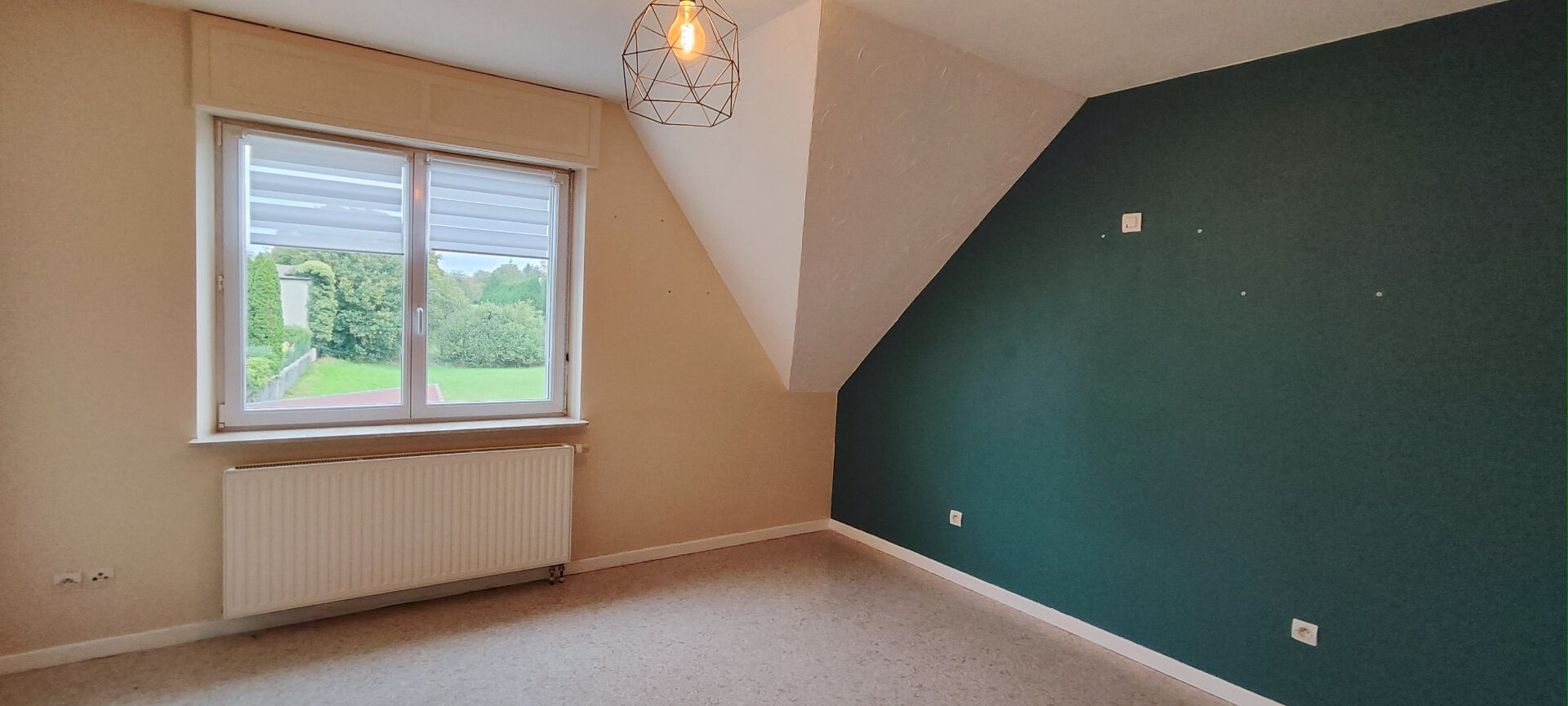 Photo APPARTEMENT T3 PETIT REDERCHING 75 m² - Garage image 4/5