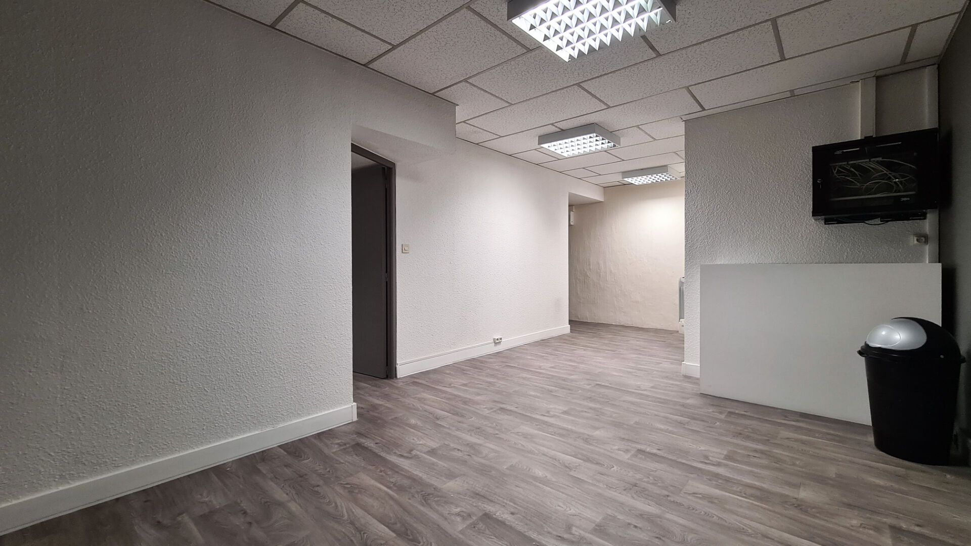 Bureaux Clermont-ferrand 2 pièces
Bureaux Clermont-ferrand 2 pièces