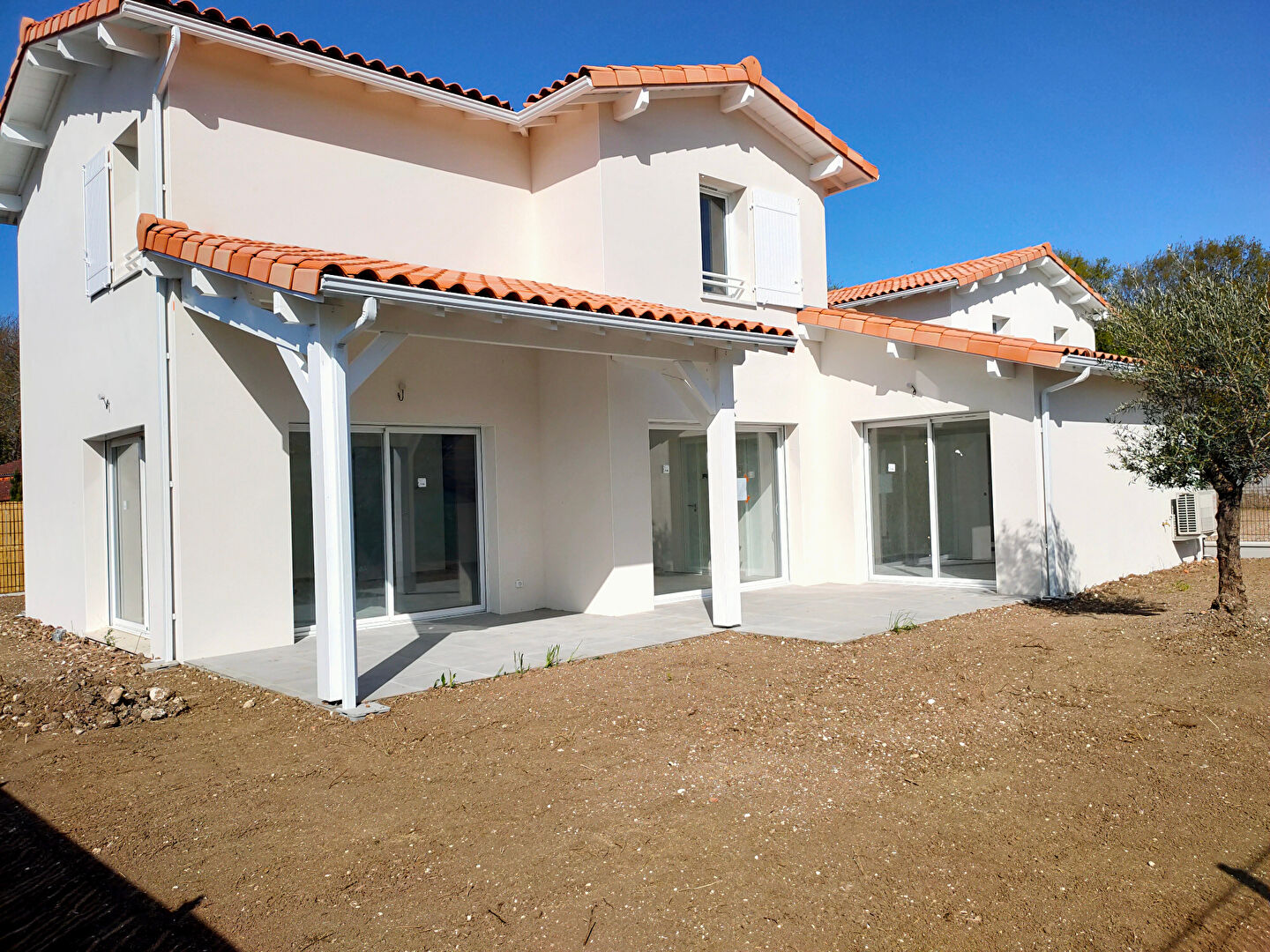 Agence immobilière de NOUVELLE AGENCE CHARRY - NOUVELLE AGENCE CHARRY