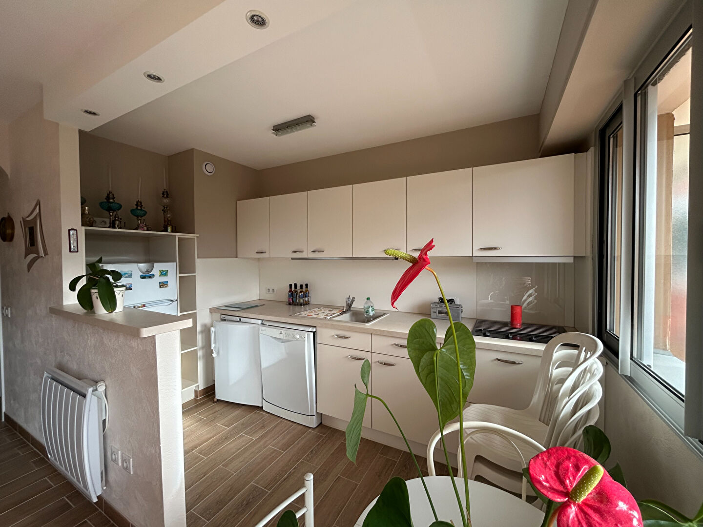 Photo Studio, face MER image 2/6