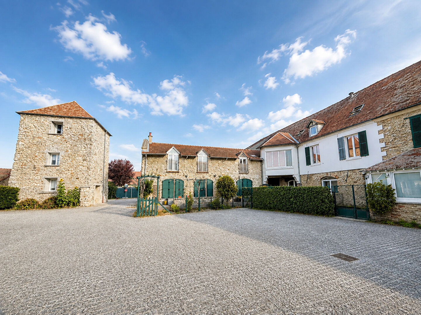 Appartement en duplex proche de la gare d'esbly