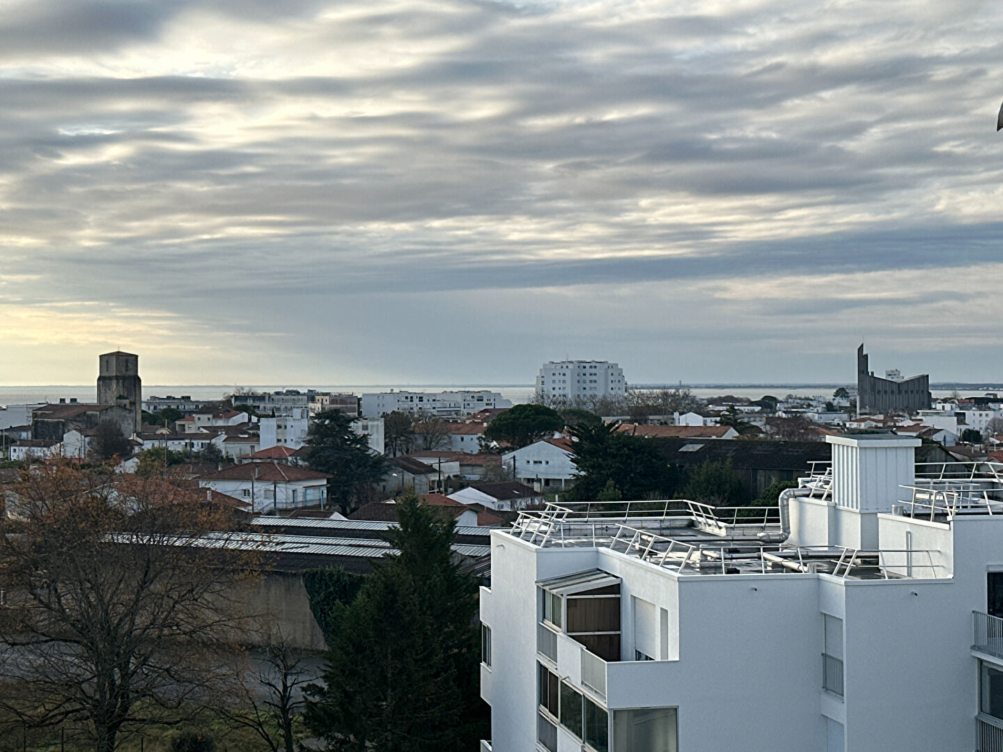 Royan à 1 000 m du marché central