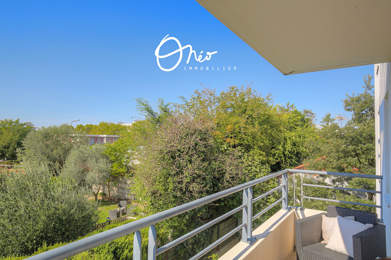 Photo Appartement 3 pièces de 79 m2 en intérieur cour, avec garage image 6/6