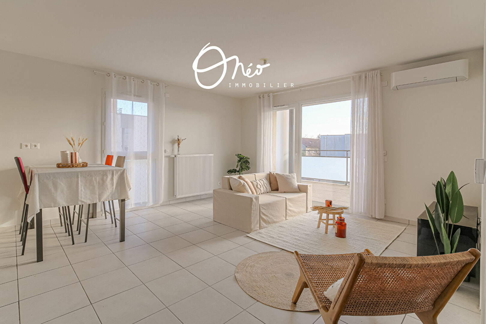 Photo Appartement 3 pièces avec terrasse - Chassieu centre image 3/6