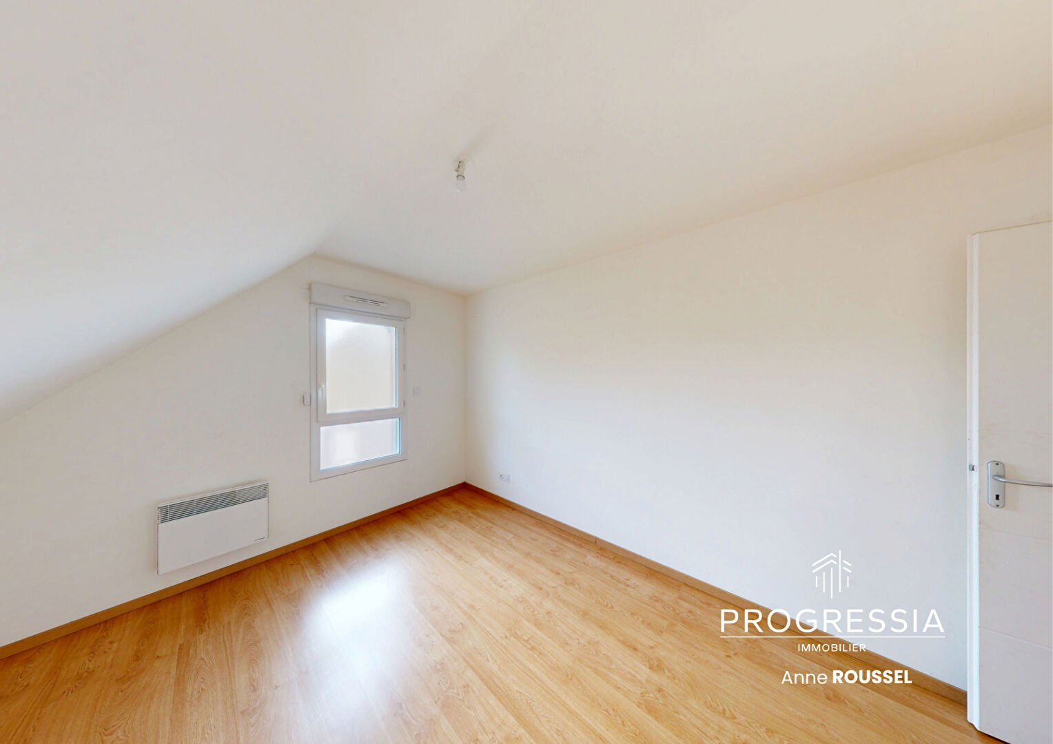 Progressia Immobilier - LE TRAIT - Maison traditionnelle de 93 m² avec jardin et garage