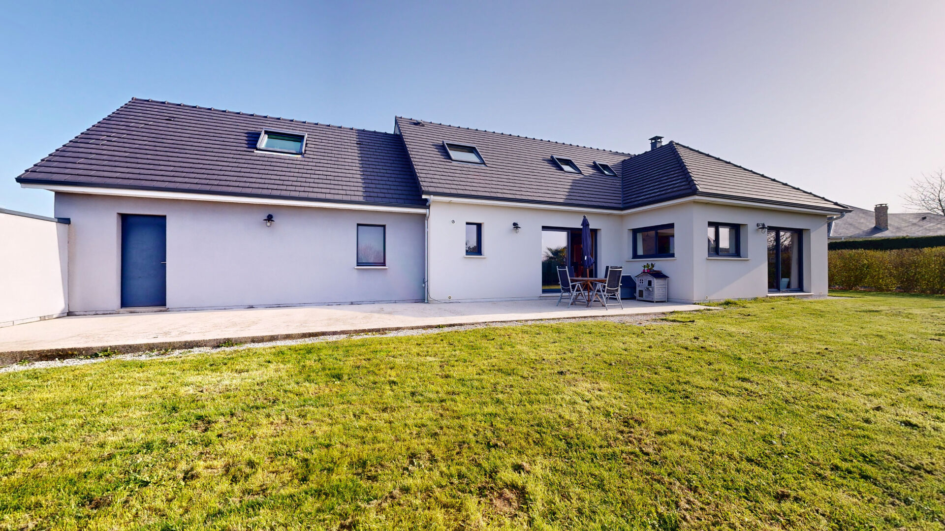 Saint-Martin-du-Bec – Maison familiale récente avec beaux volumes