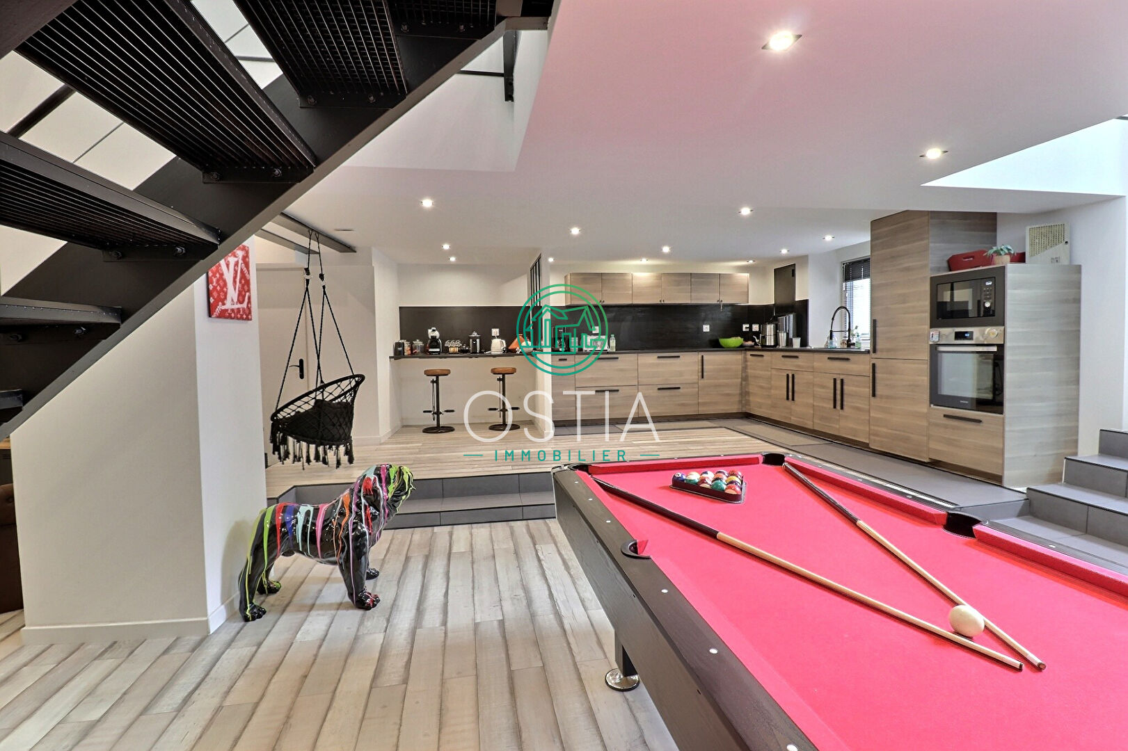 Photo Loft St Chamond 5 pièce(s) 194 m2 image 3/6