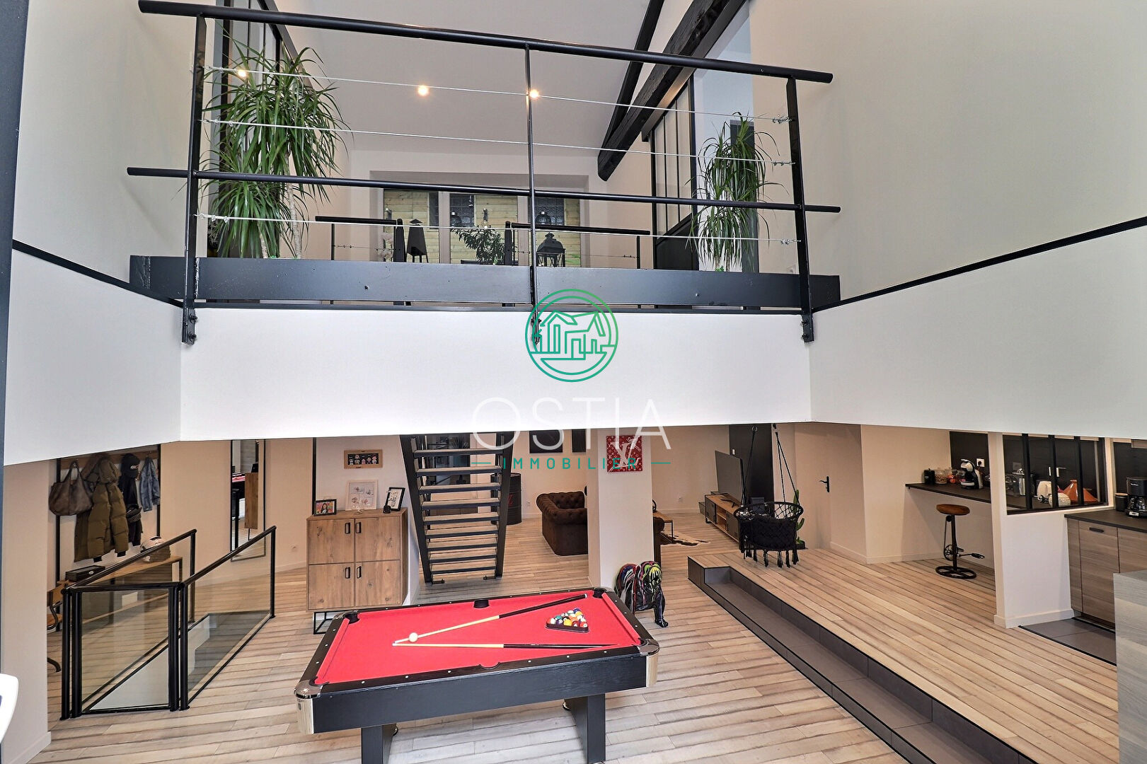 Photo Loft St Chamond 5 pièce(s) 194 m2 image 4/6