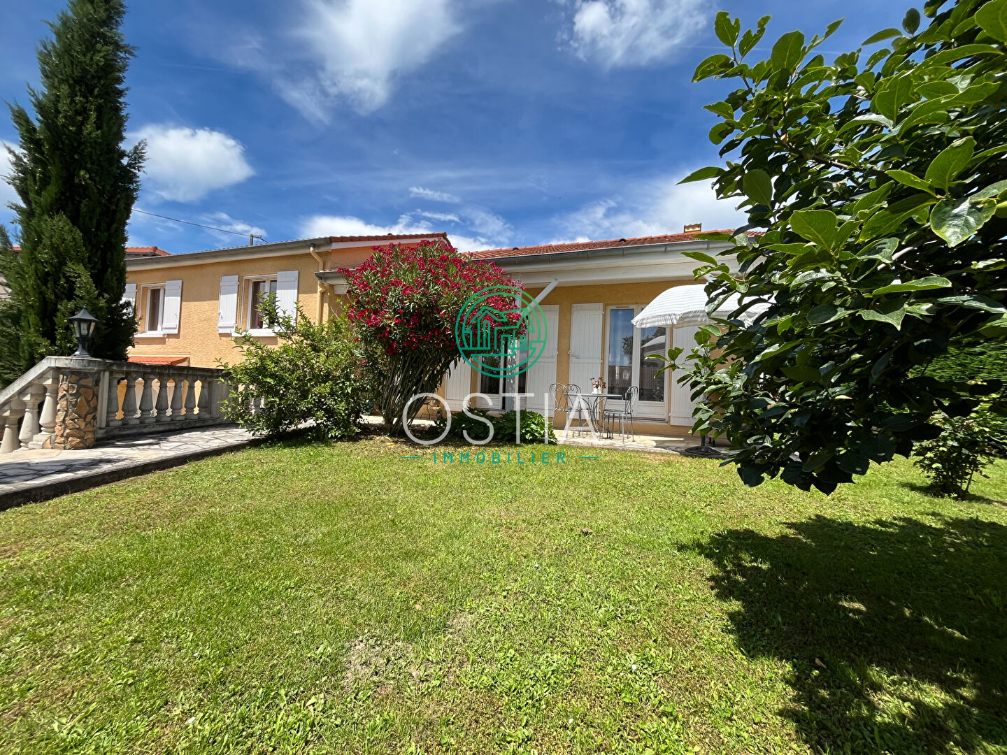 Photo Villa St Martin La Plaine 5 pièce(s) 112 m2 image 2/6