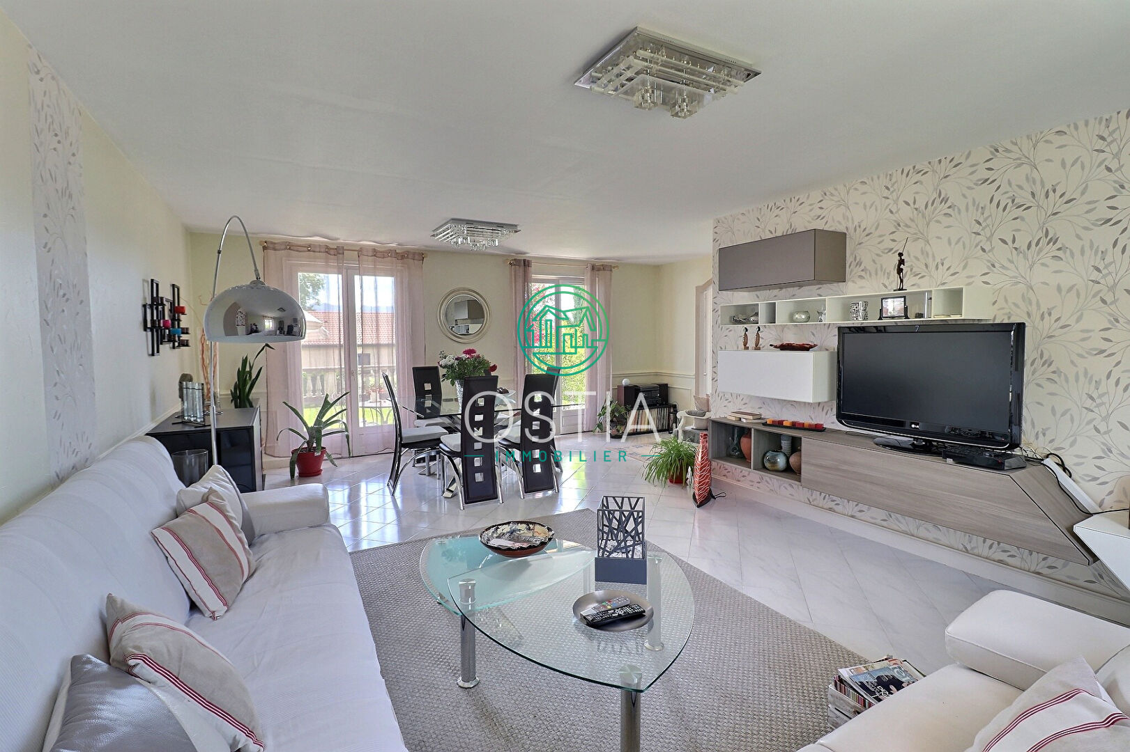 Photo Villa St Martin La Plaine 5 pièce(s) 112 m2 image 5/6