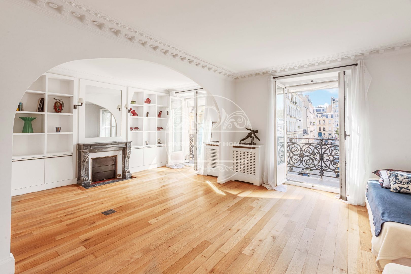 Photo Superbe bien à la vente à Paris 7ème ! image 4/6