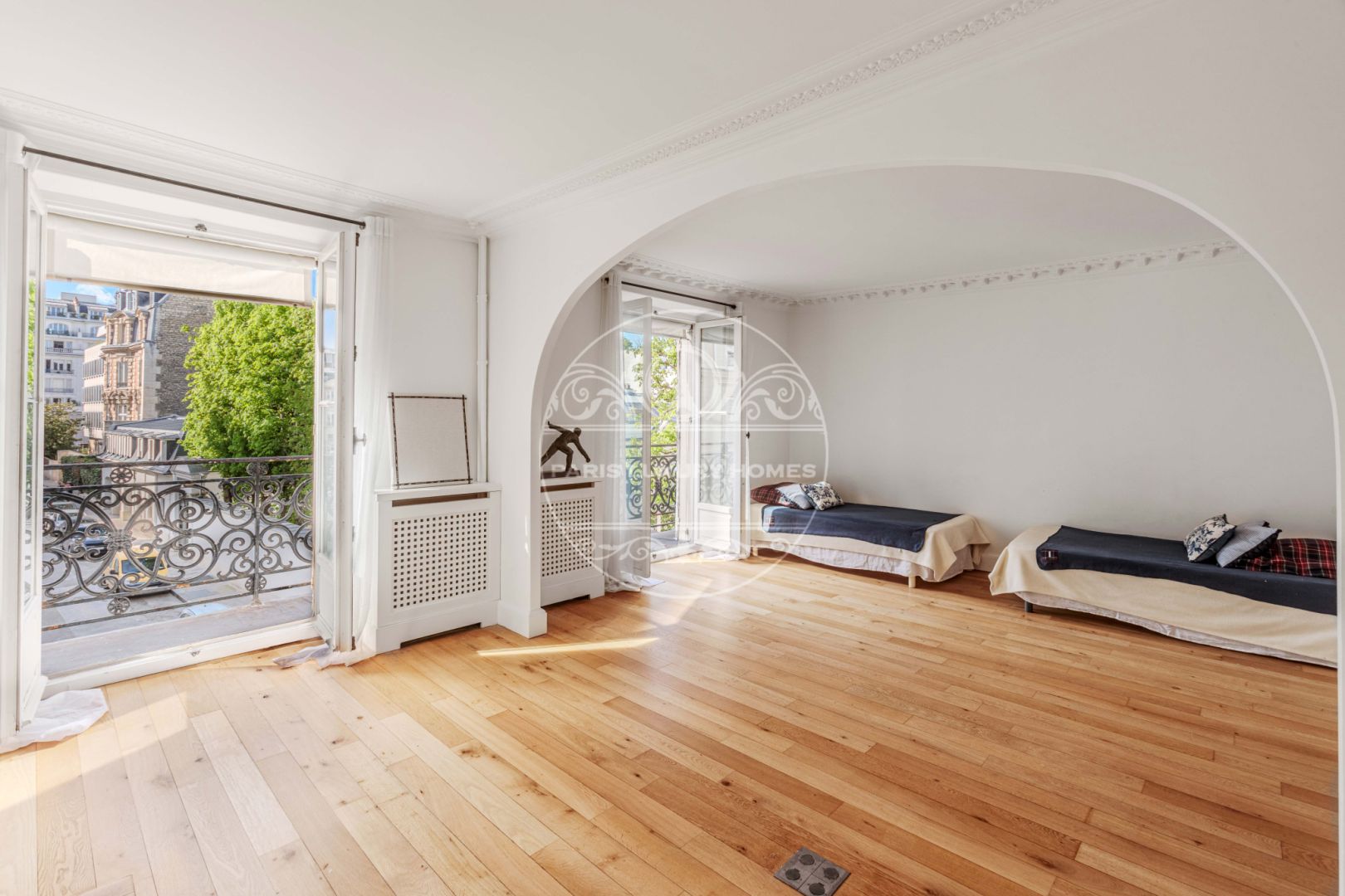 Photo Superbe bien à la vente à Paris 7ème ! image 6/6