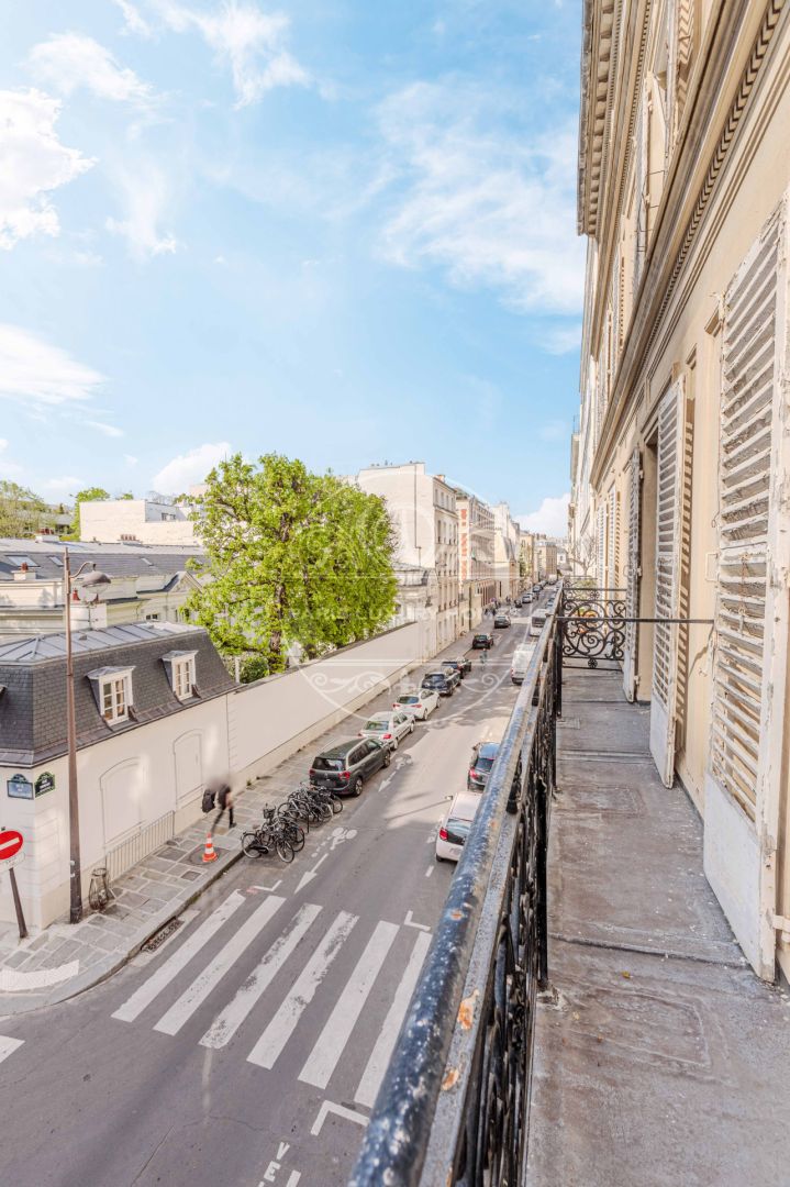 Photo Superbe bien à la vente à Paris 7ème ! image 4/6