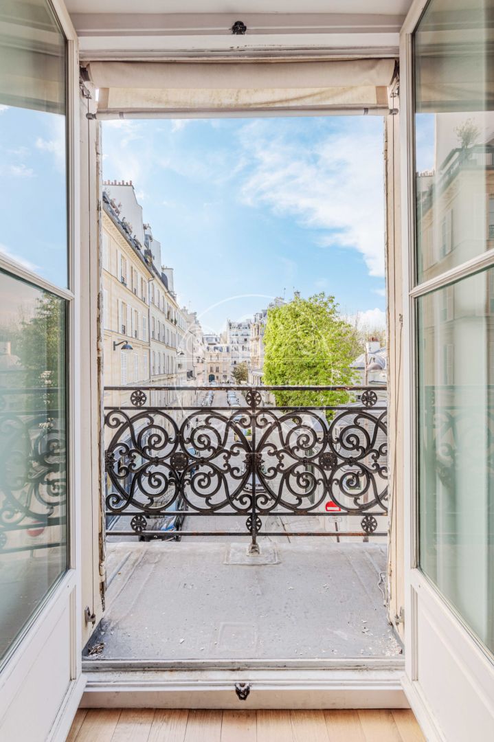 Photo Superbe bien à la vente à Paris 7ème ! image 5/6