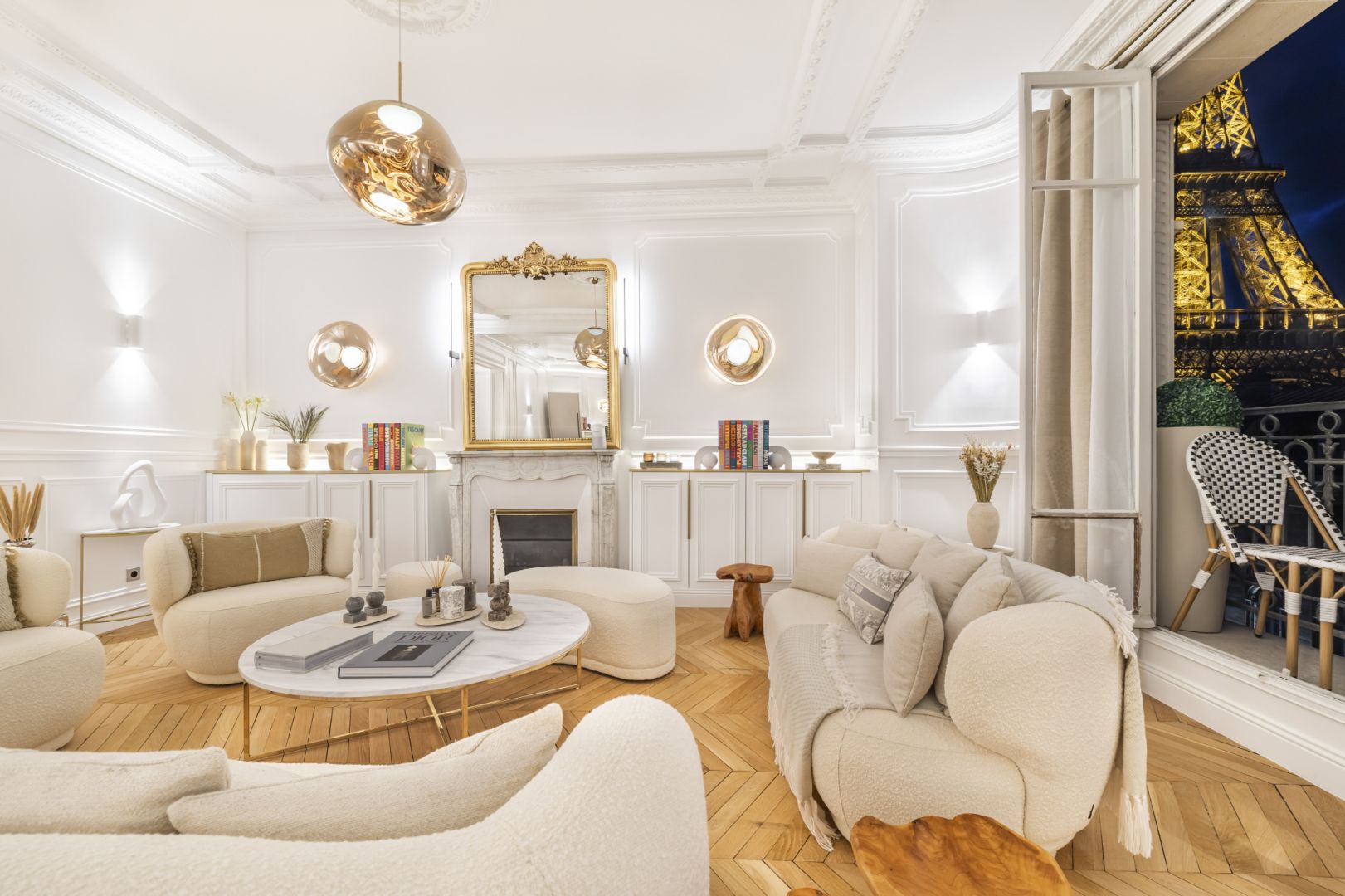 Appartement de prestige avec vue Tour Eiffel à Paris 7ème !