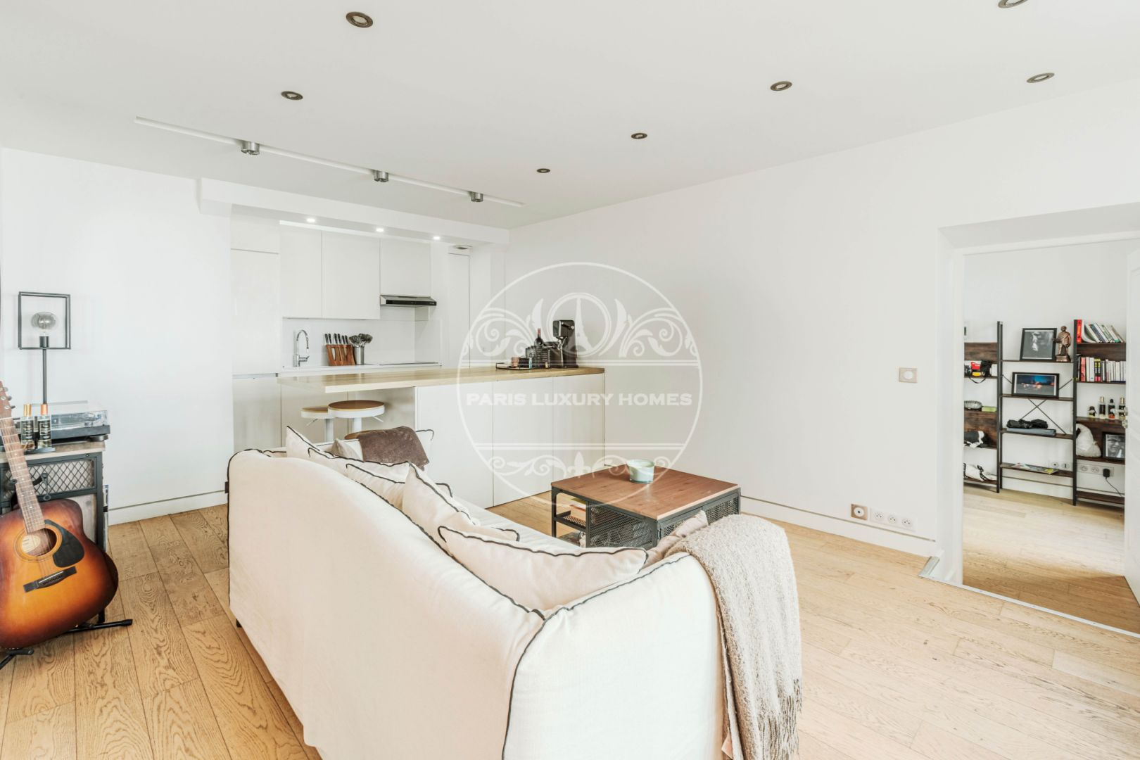 Photo Sublime loft rénové proche de la place des Vosges ! image 5/6