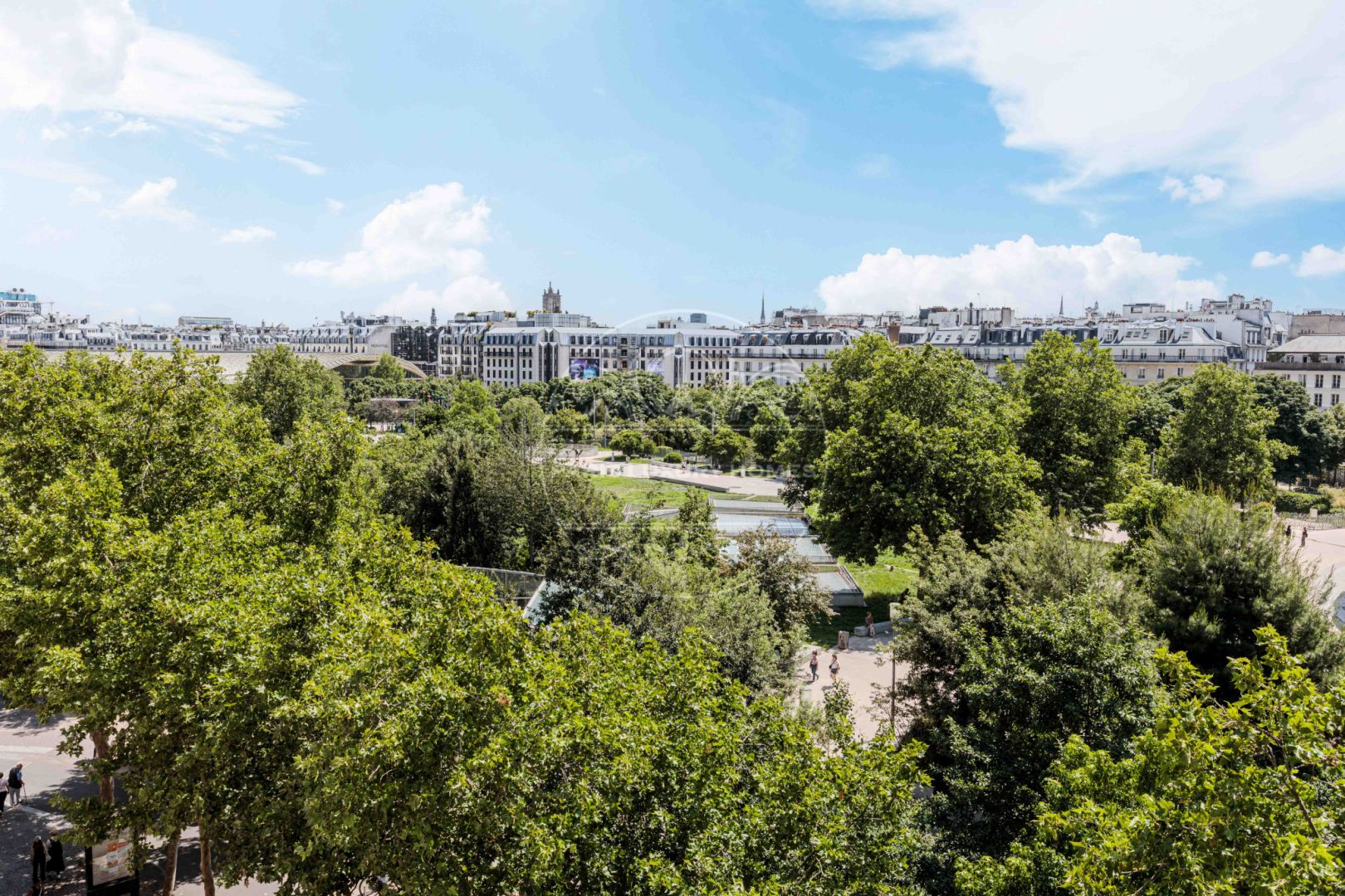 Photo Appartement avec vue d'exception à Paris 1er ! image 5/6