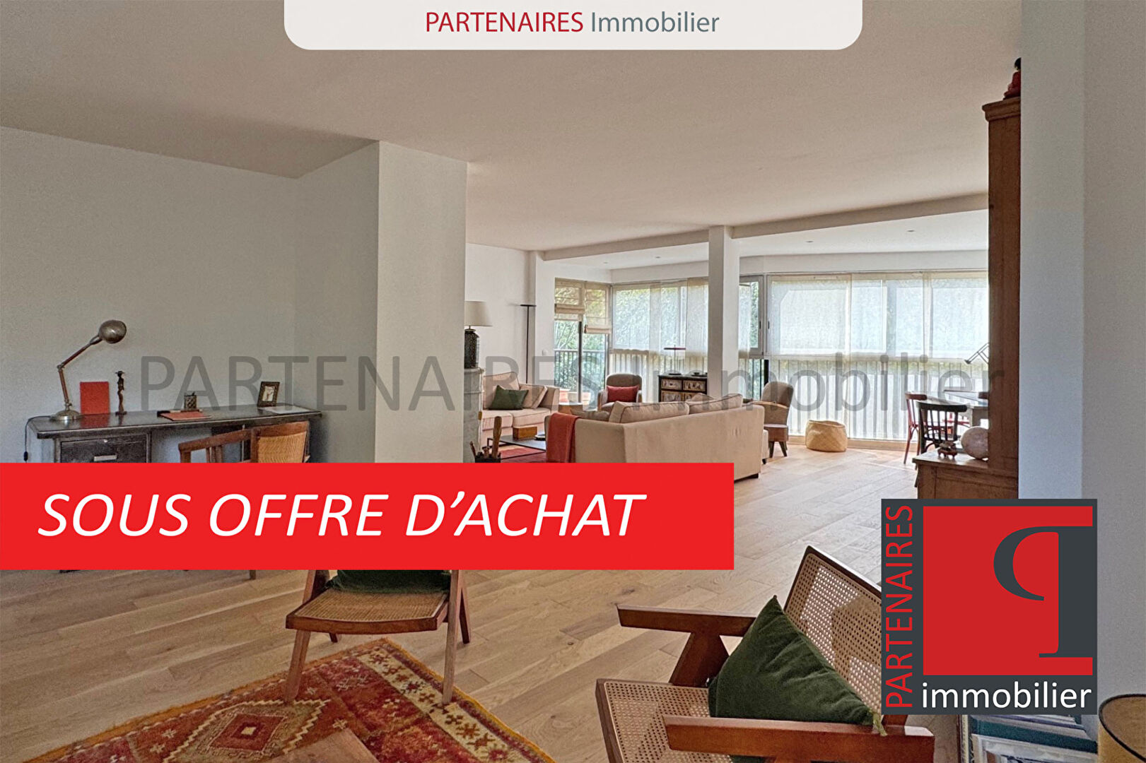 Appartement 97 m²  (108 hab.) - 2 - 3  chambres - Jardinet/Terrasse - Loggia - Balcon - LE CHESNAY