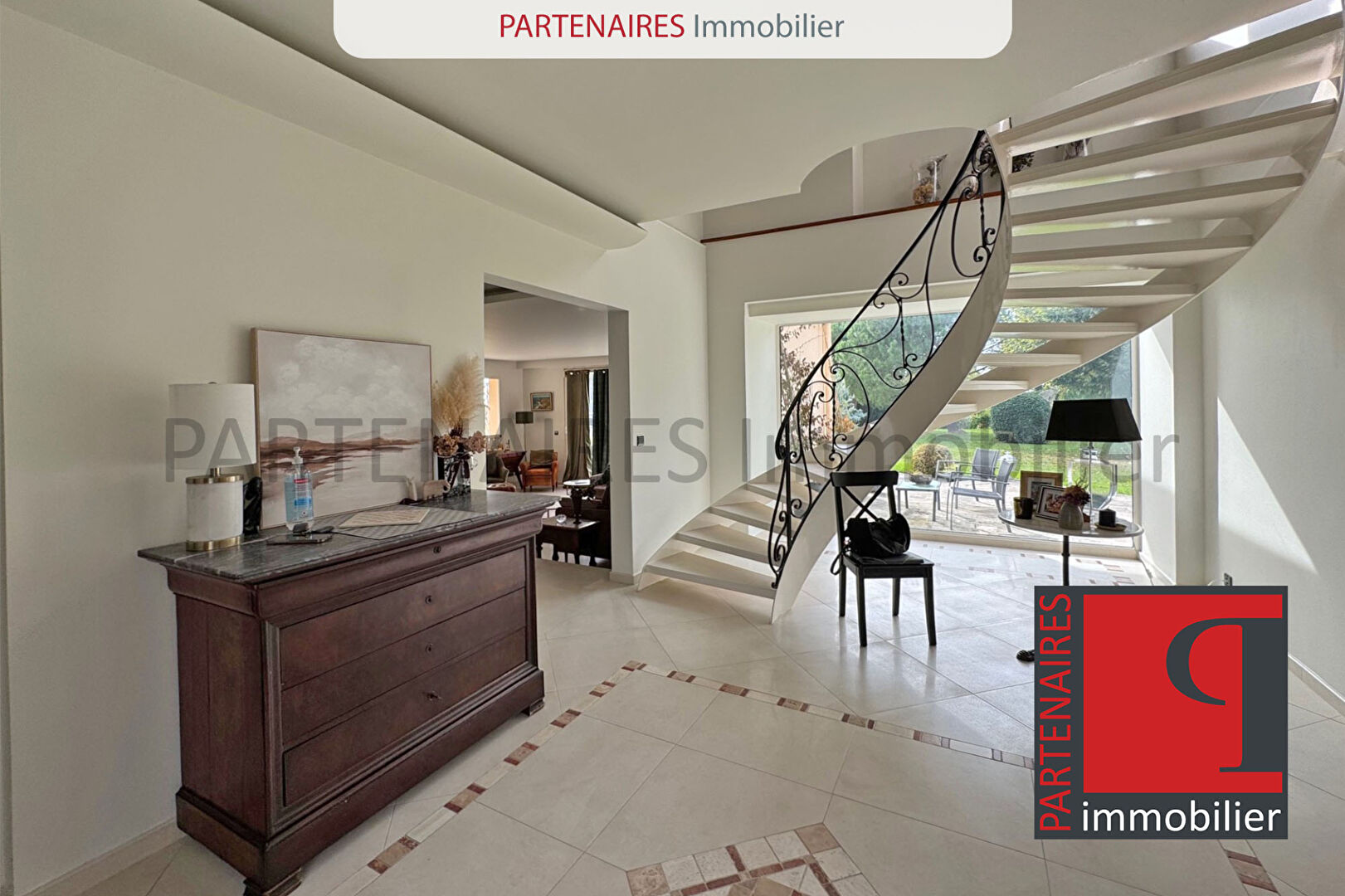 Agence immobilière de PARTENAIRES IMMOBILIER Le chesnay